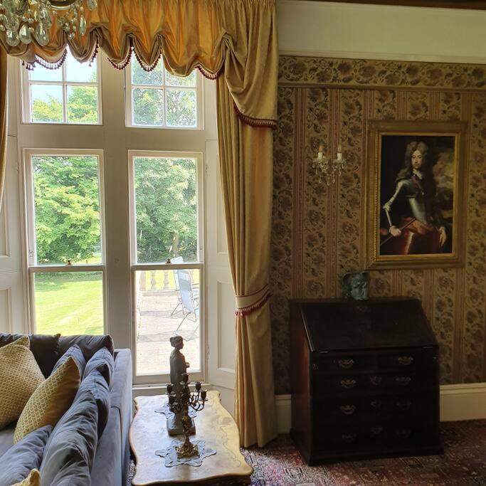 Country Manor House With Indoor Pool And Hot Tub Βίλα Ρότσεστερ Εξωτερικό φωτογραφία