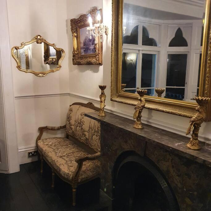 Country Manor House With Indoor Pool And Hot Tub Βίλα Ρότσεστερ Εξωτερικό φωτογραφία
