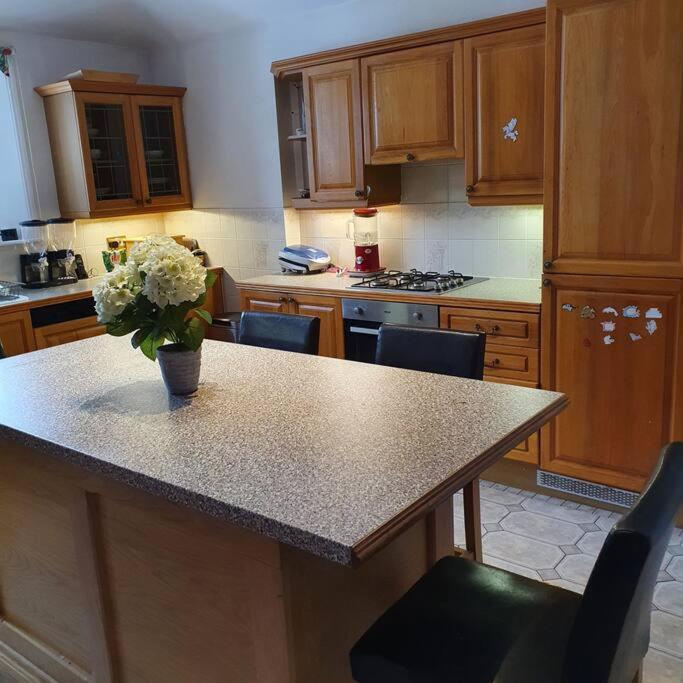Country Manor House With Indoor Pool And Hot Tub Βίλα Ρότσεστερ Εξωτερικό φωτογραφία