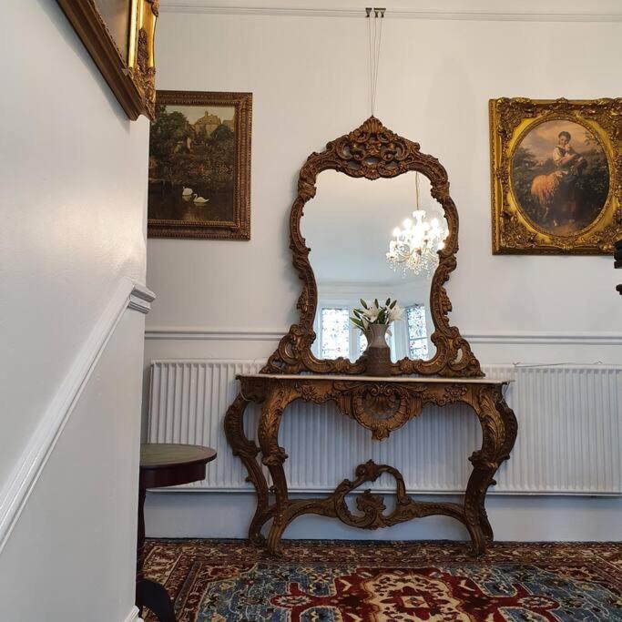 Country Manor House With Indoor Pool And Hot Tub Βίλα Ρότσεστερ Εξωτερικό φωτογραφία
